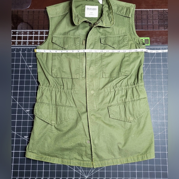 Fall Out Boy Army Vest, Ladies Small - fits like a Large - Picture 7 of 9